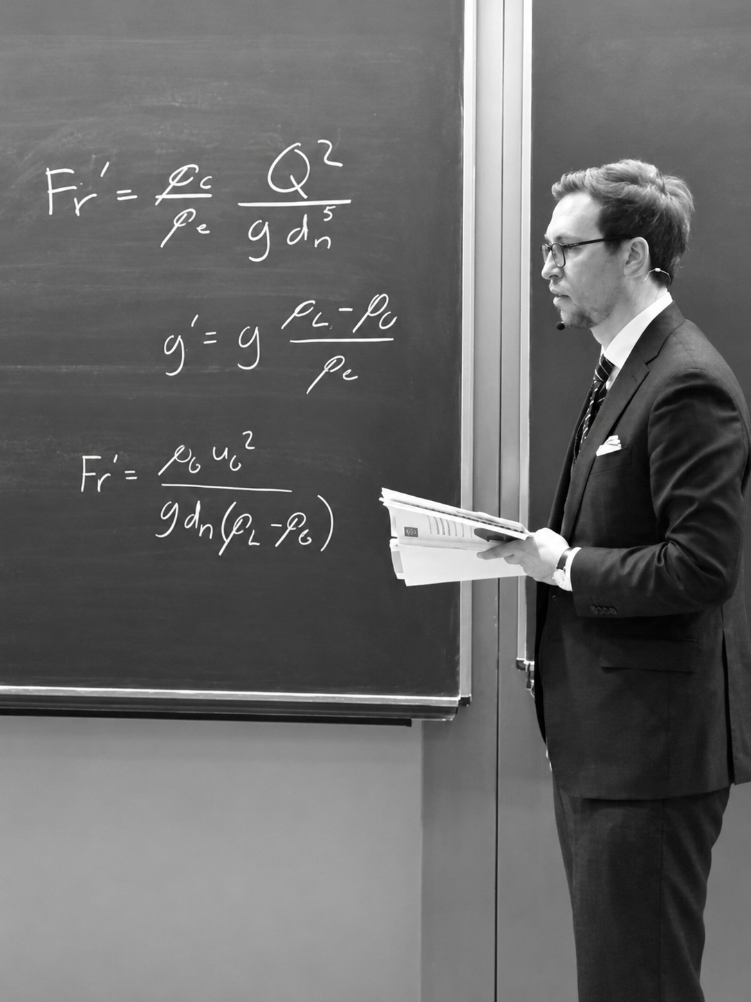 Ville-Valtteri Visuri serving as an opponent at a doctoral defence at KTH Royal Institute of Technology